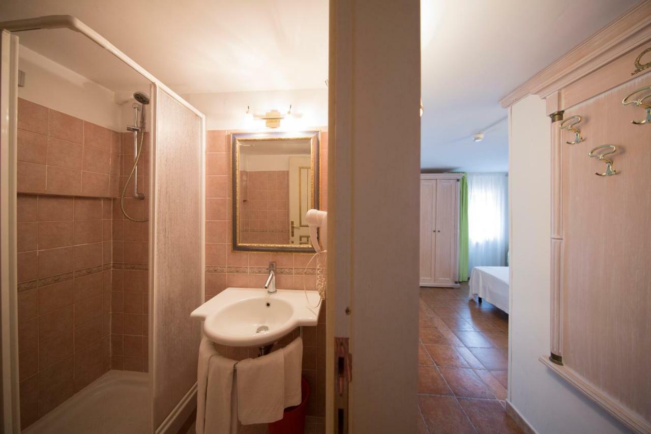 Quadruple Room,836084366:JPEG
