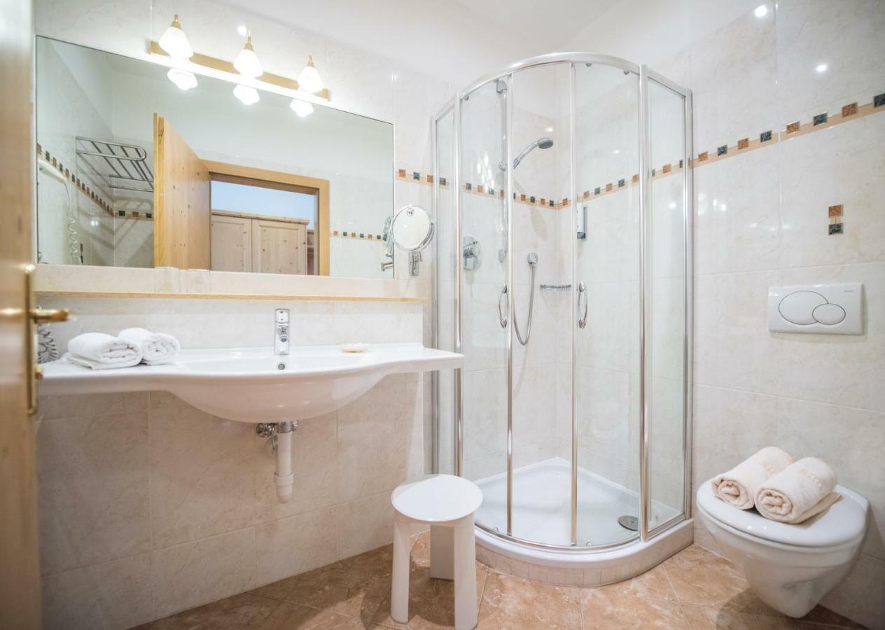 Superior Double Room,1572679124:JPEG