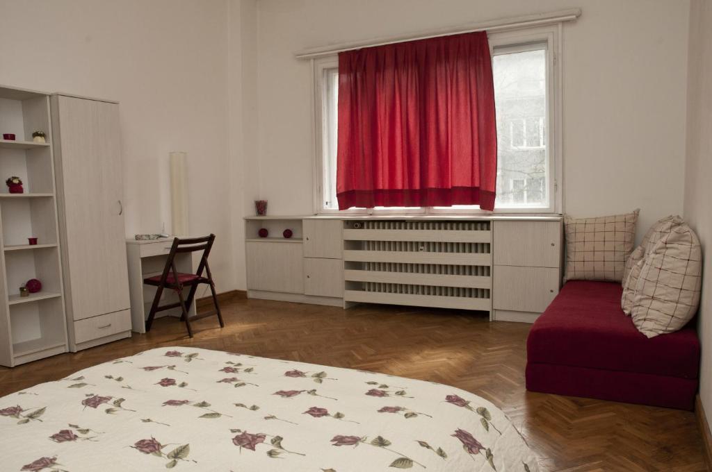 Single Bed in Mixed Dormitory Room,8528042:JPEG