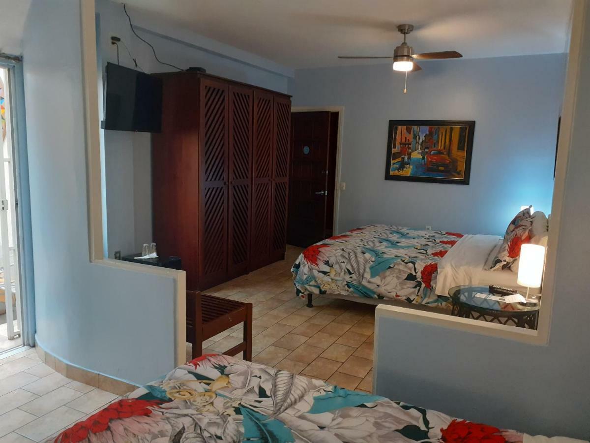 Doppelzimmer mit Patio