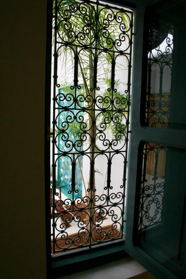 Deluxe Double Room (2 Adults + 1 Child),970326280:JPEG