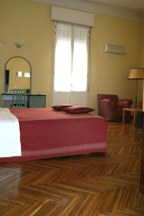 Triple Room Internal Private Bathroom