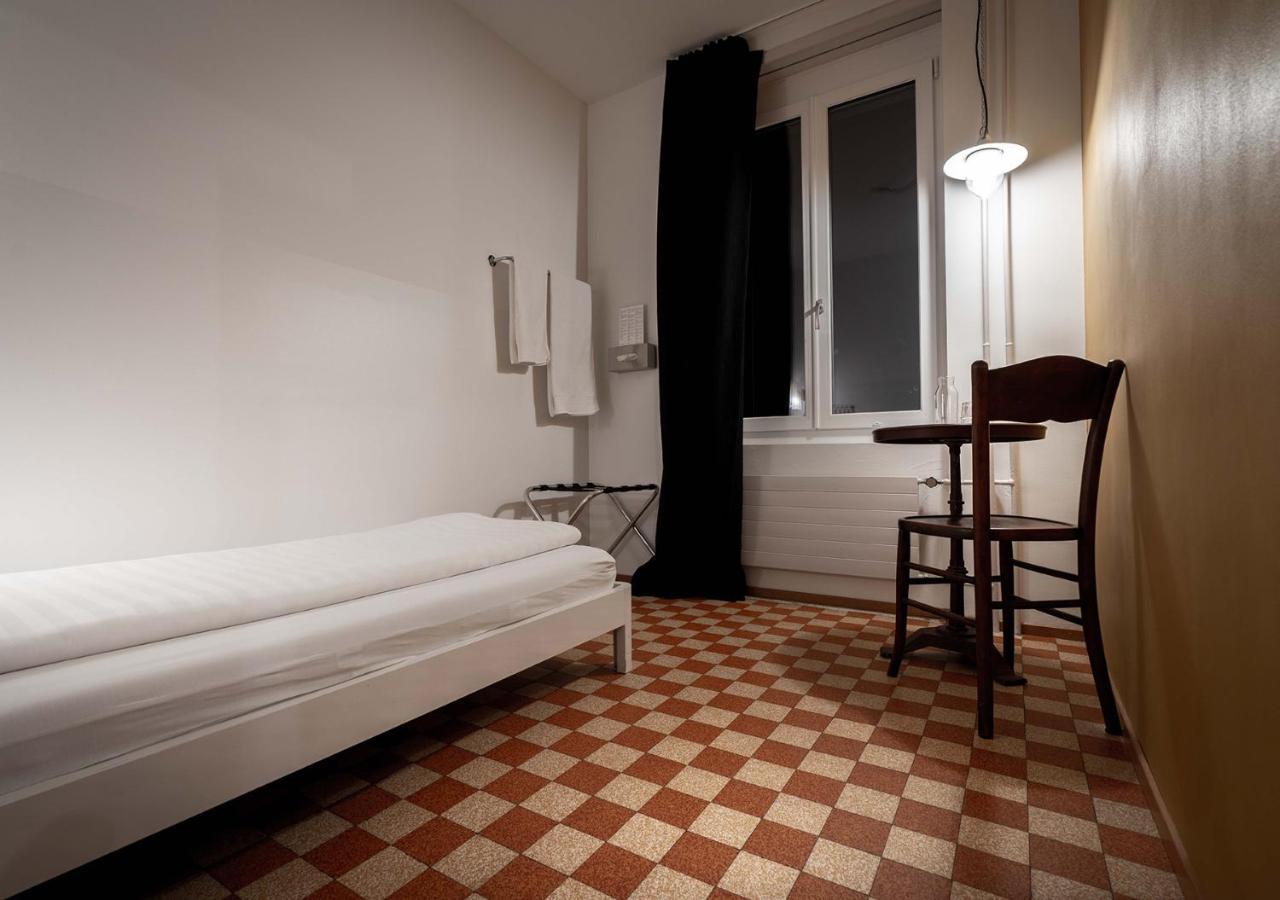 Budget Single Room