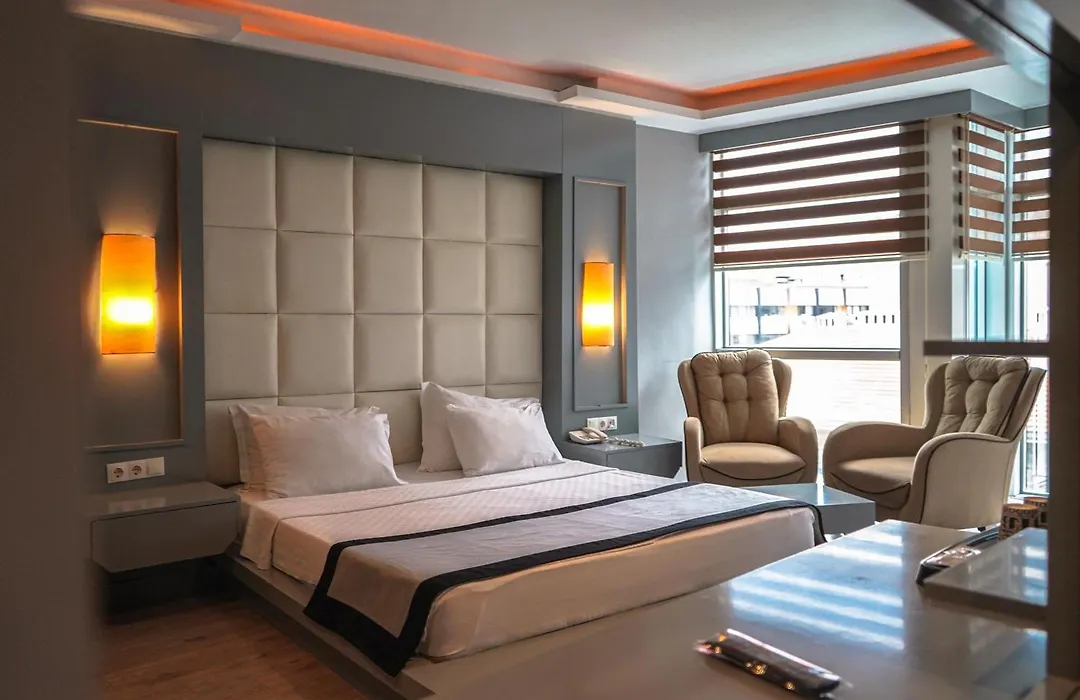 Pasaport Pier Hotel-1