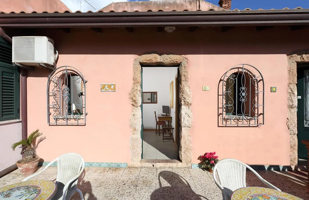 Hotel Villino Gallodoro-1