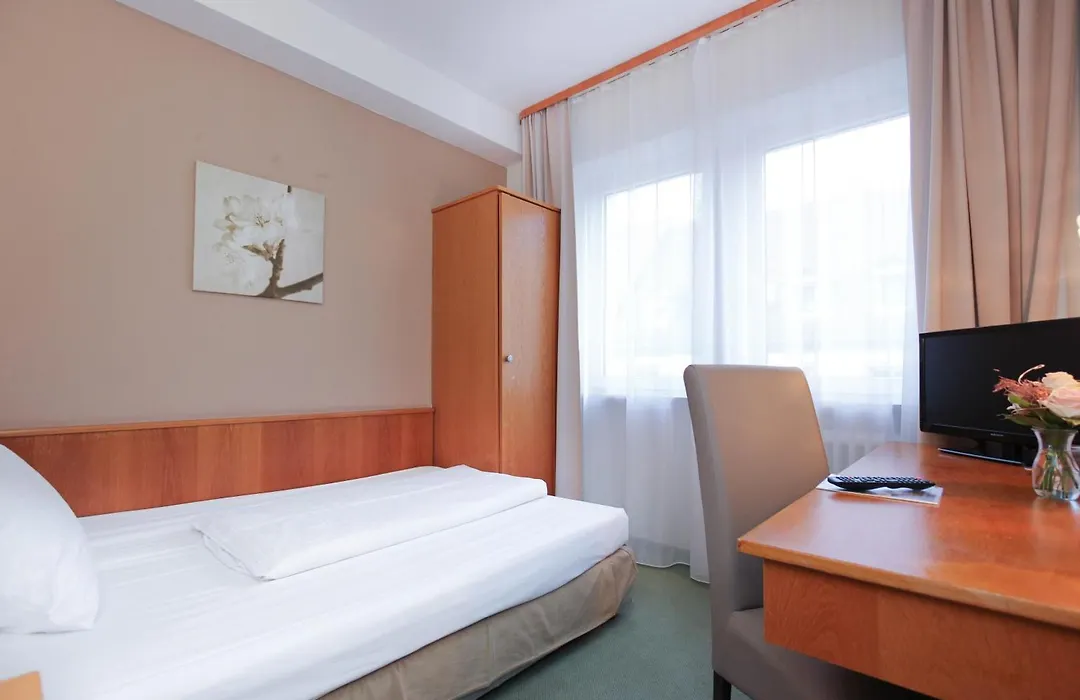 City Hotel Wuerzburg-1