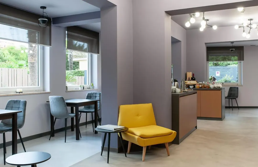 Boutique Hotel Lili-1