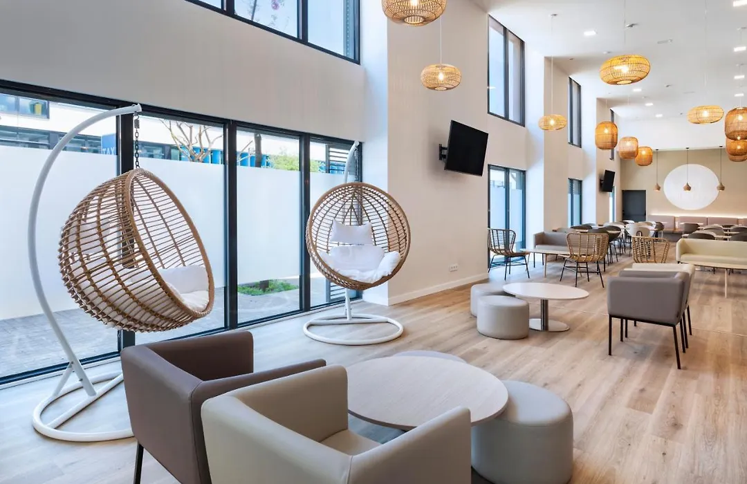B&B HOTEL Barcelona Mataro-1