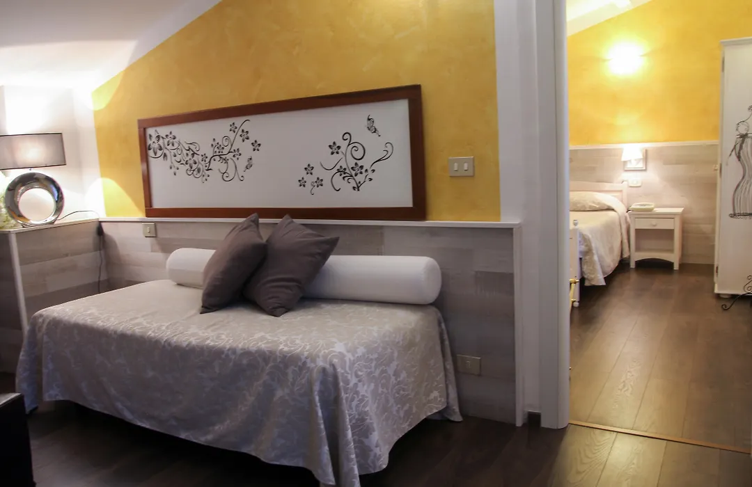 Hotel Italia-1