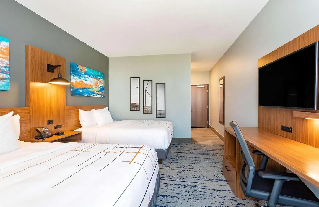 La Quinta Inn & Suites Limon By Wyndham-1