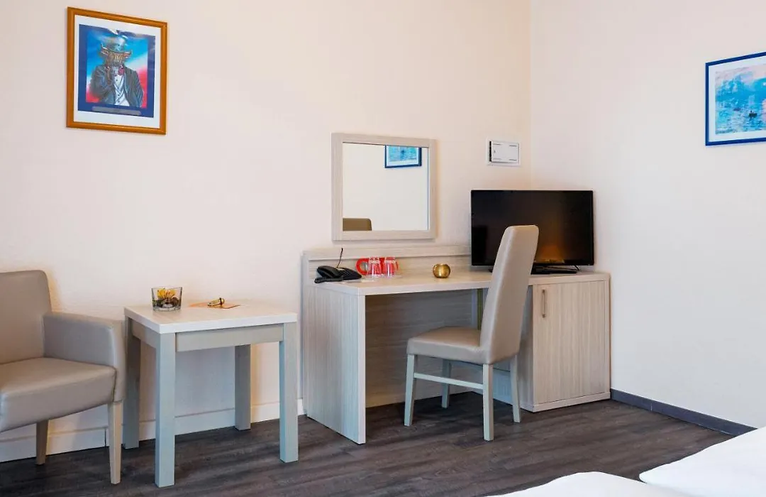 Air Hotel Wartburg-1
