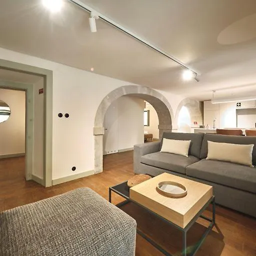 Look Living, Lisbon Design Apartments-1