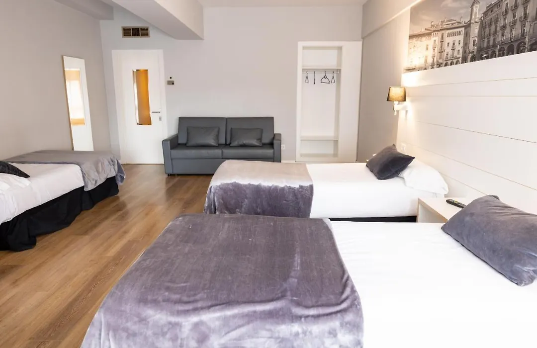 Hotel Can Pamplona-1