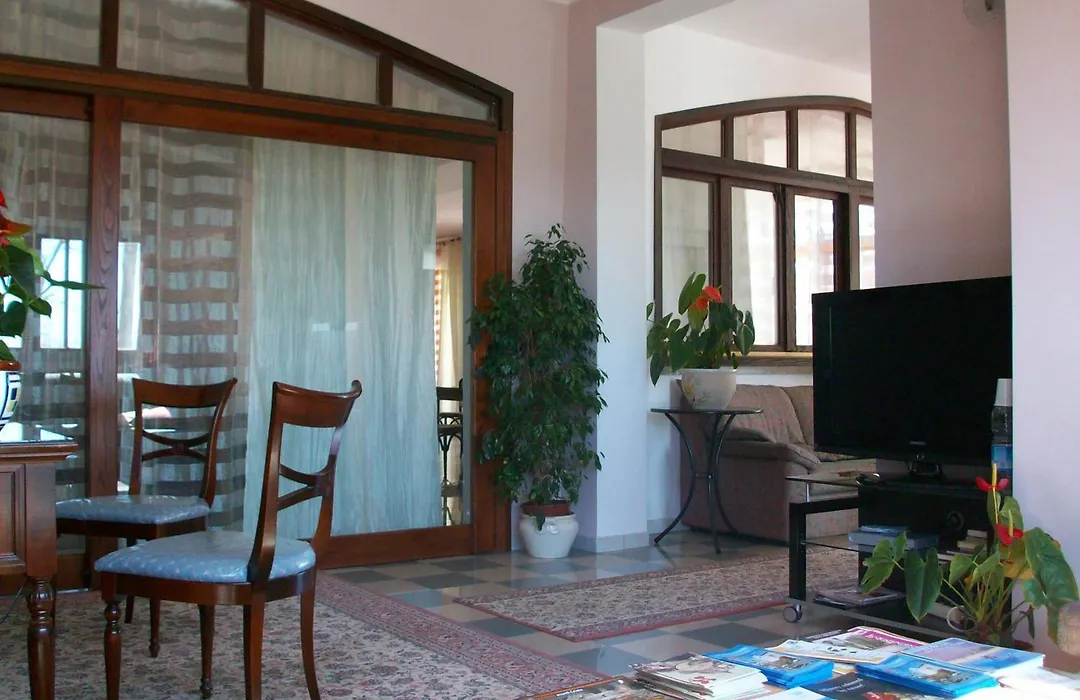 Residence Hotel La Commenda-1