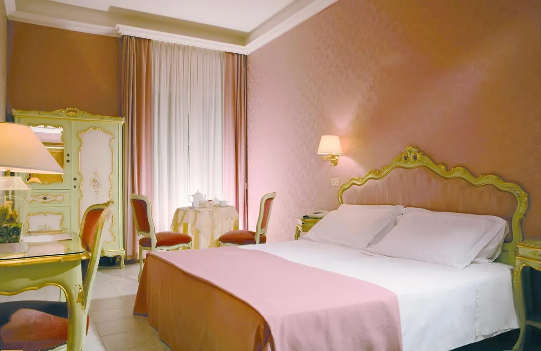 Hotel Romulus-1