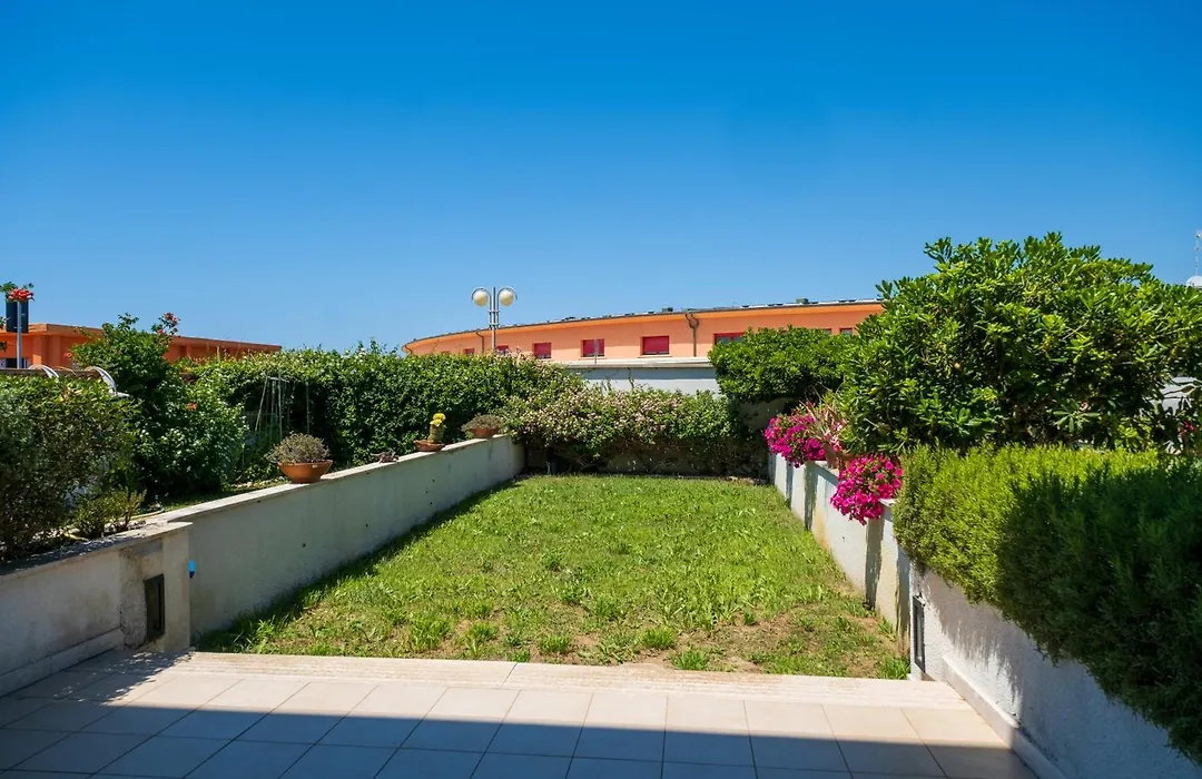 Solidago Residence-1