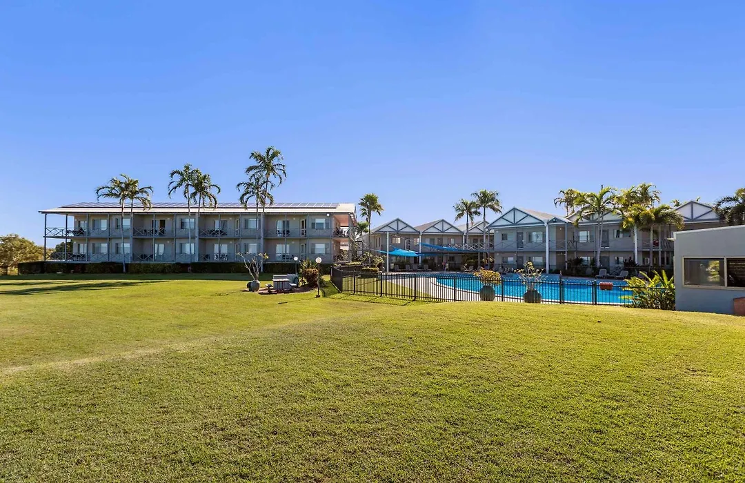 Moonlight Bay Suites-1