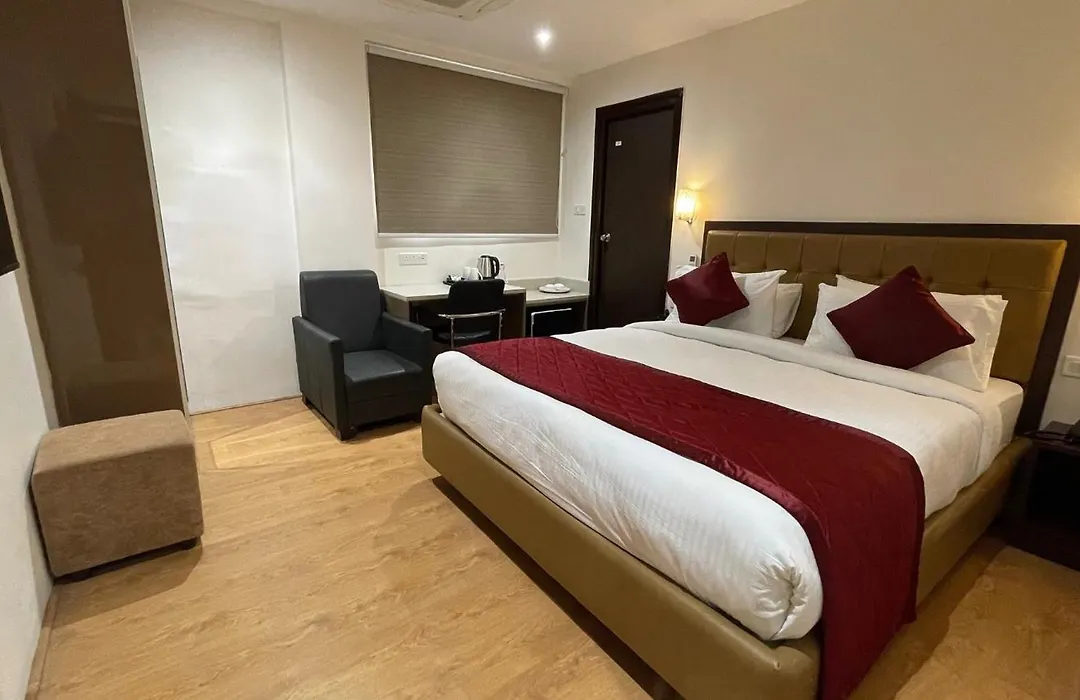 Hotel Silver Cle Hitech City Madhapur-1