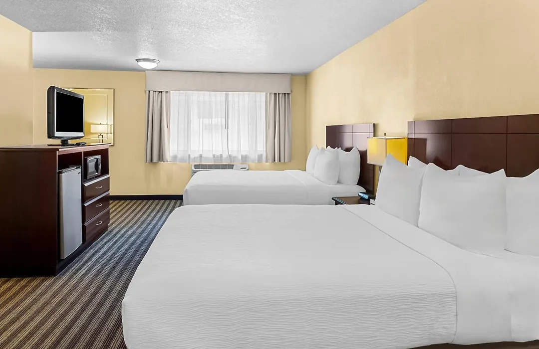 Quality Inn & Suites Vancouver - Hazel Dell-1