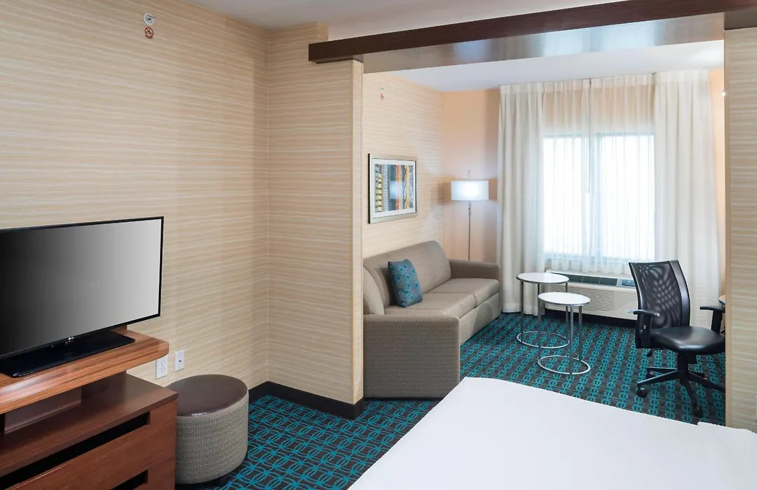 Fairfield Inn & Suites By Marriott Houston Pasadena-1