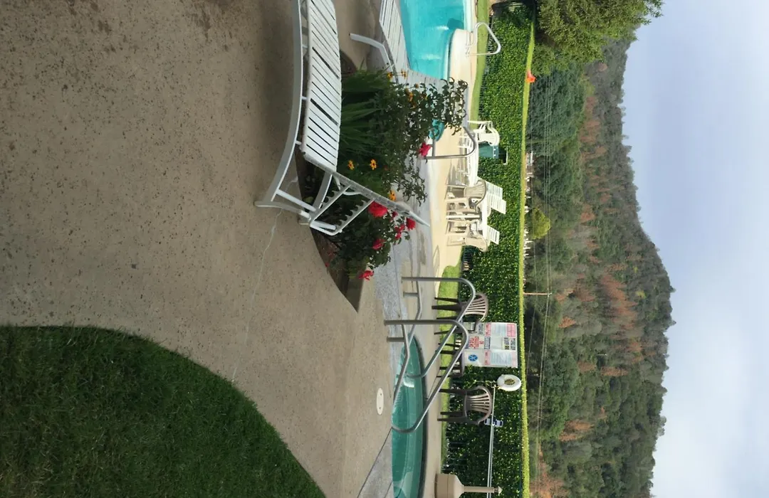 Miners Inn-1