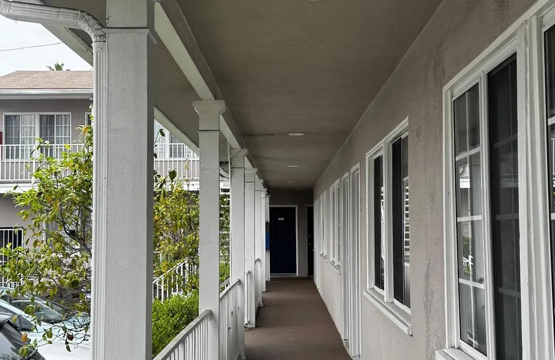 Friendship Motor Inn-1