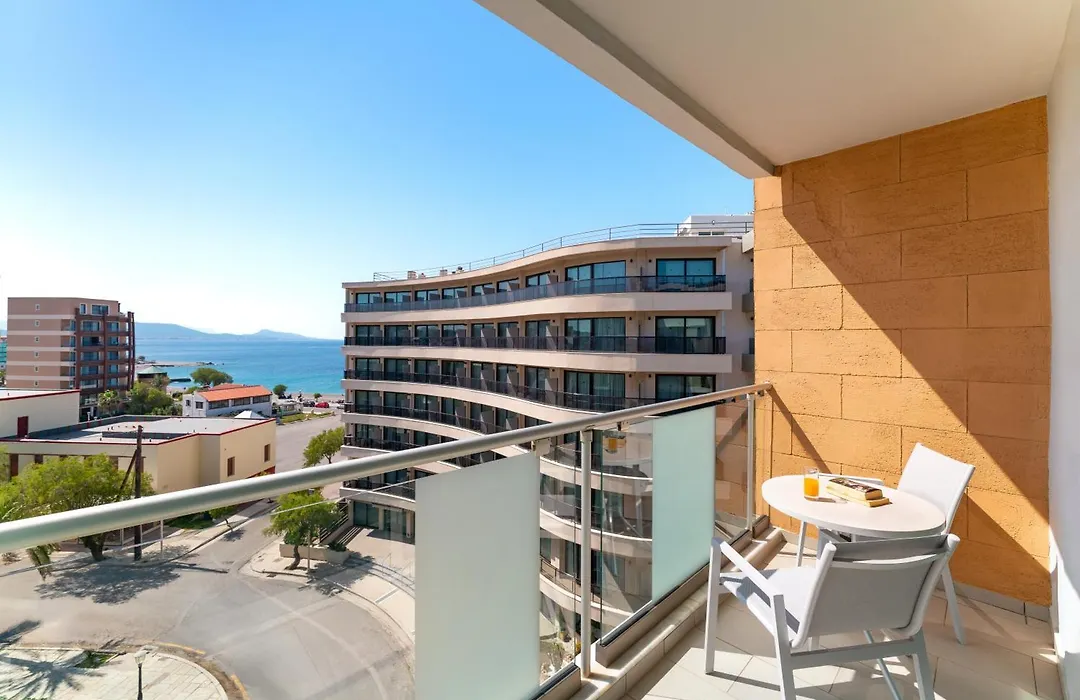 Aquarium View Hotel Adults Only 21 Plus-1