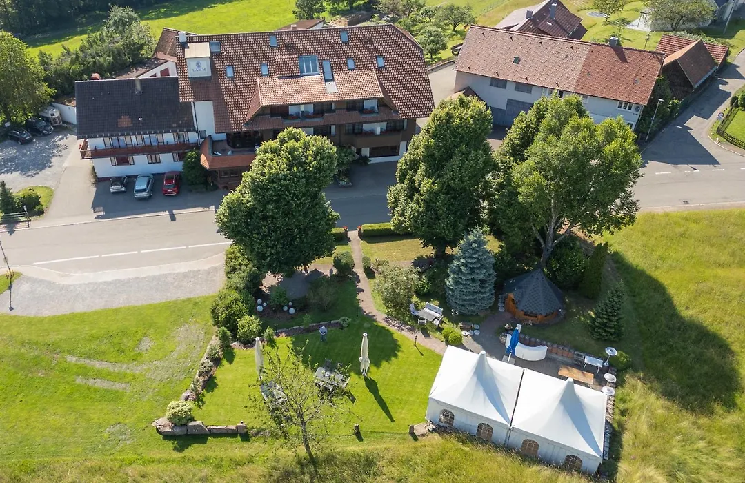 Hotel Restaurant Vinothek LAMM-1