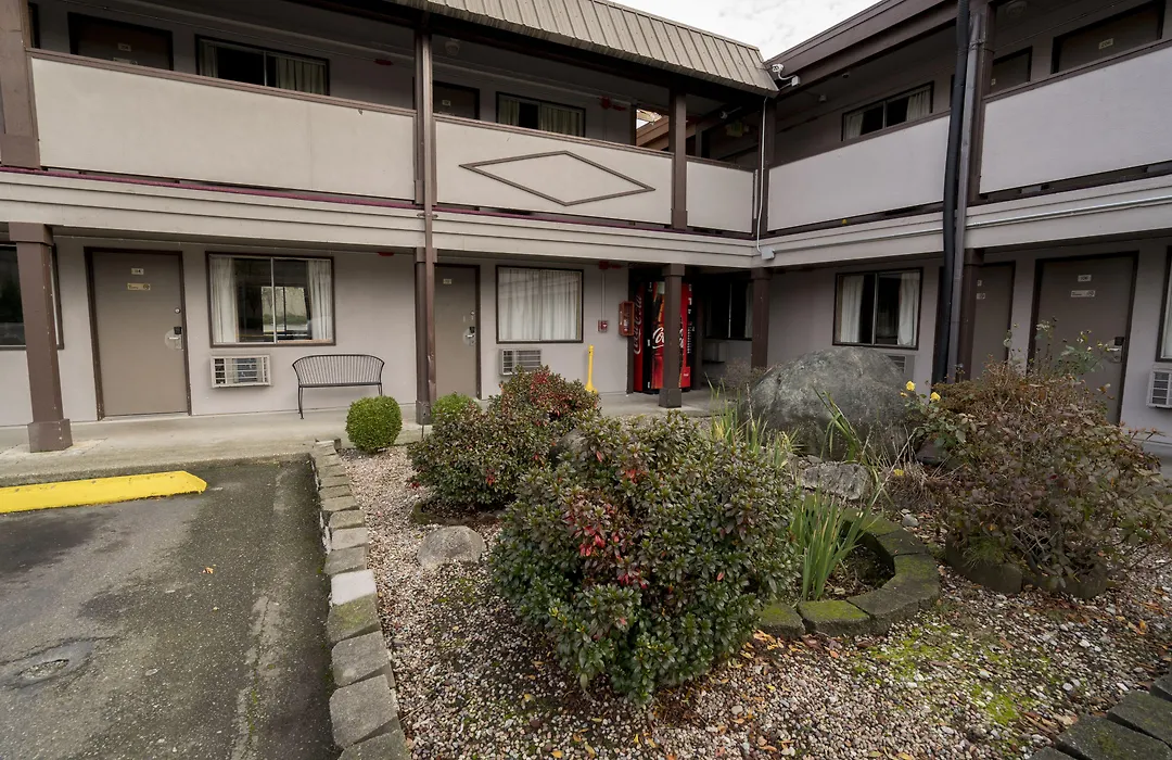 Seatac Inn-1