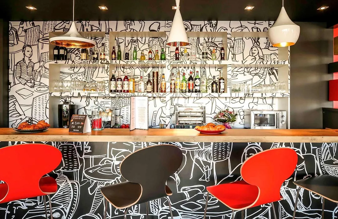 Ibis Niort Est Mendes France-1