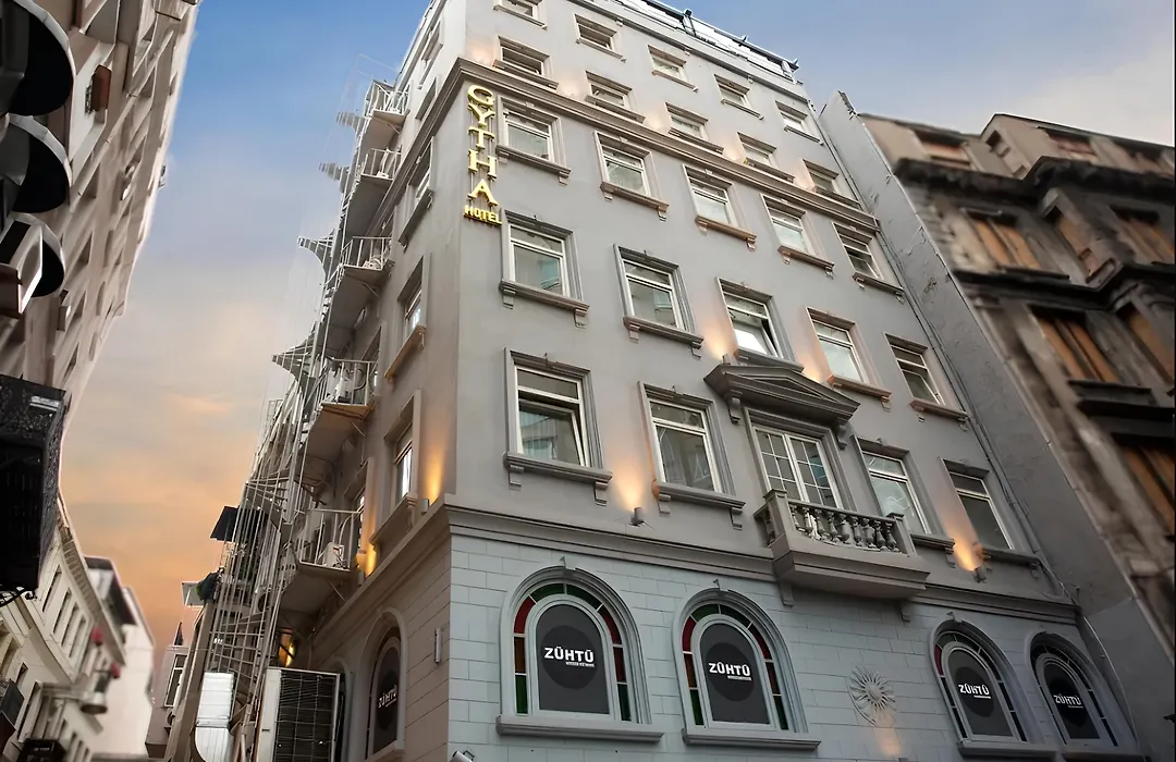 The Pera Hotel-1