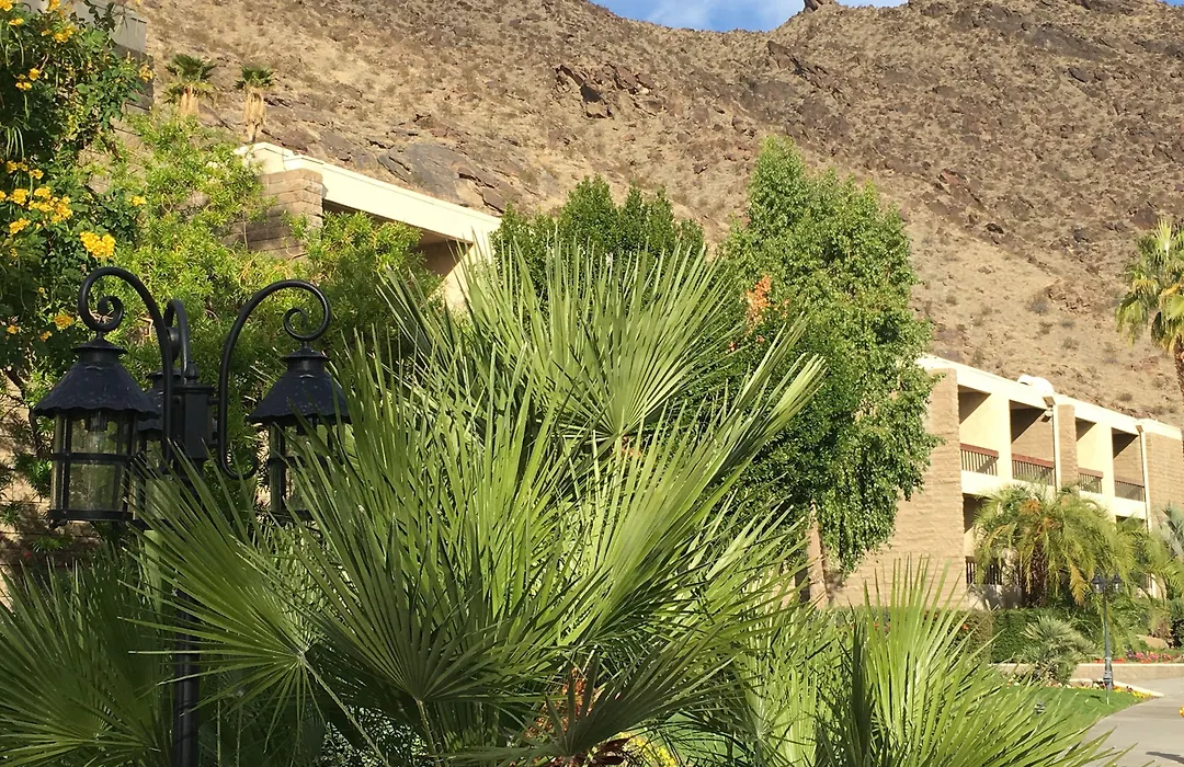 Getaways At Palm Springs Tennis Club-1