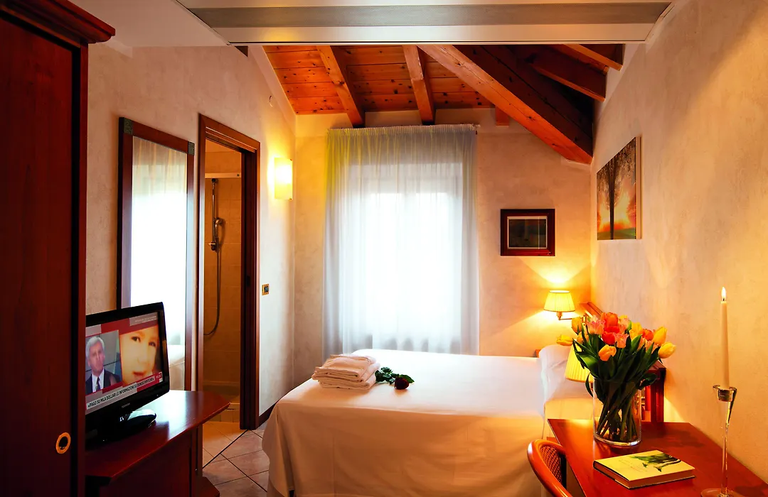 Hotel Corte Regina-1