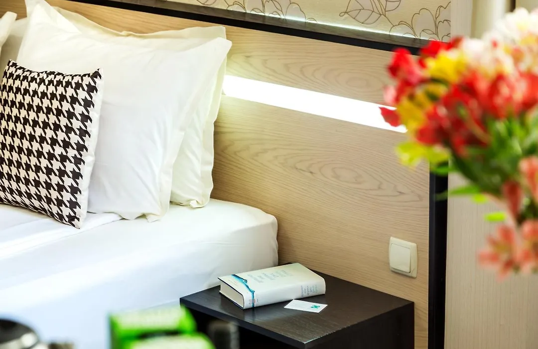 City Avenue Hotel-1