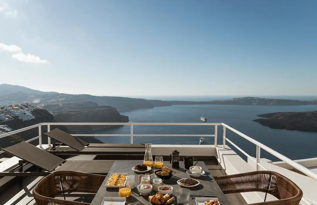 Aqua Luxury Suites By Nomee Hospitality Group-1