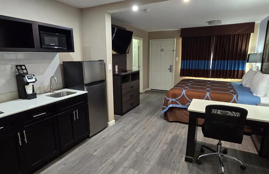 Super 8 By Wyndham Corpus Christi Northwest-1