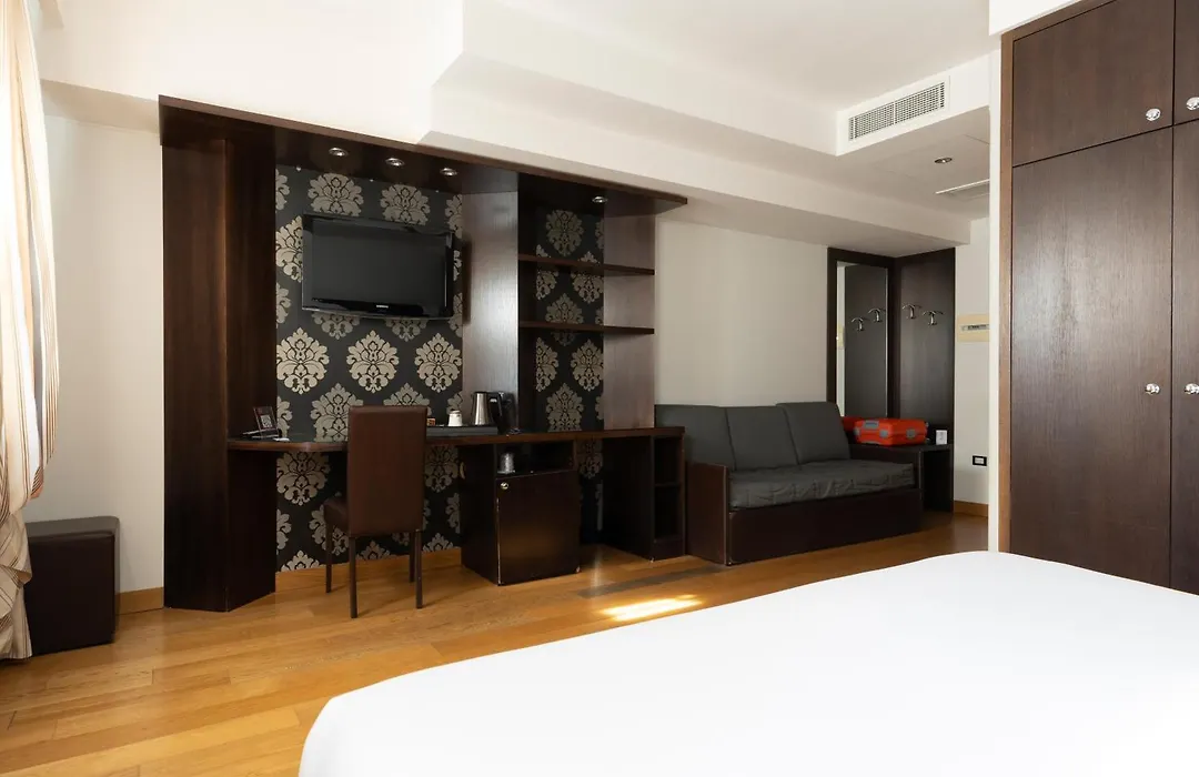 Hotel Royal Caserta-1