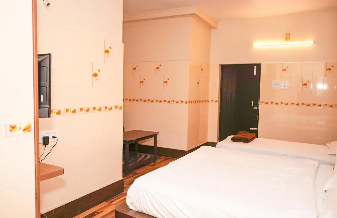 Hk Grand Inn-1