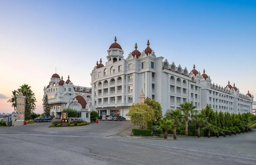 Oz Hotels Side Premium-1