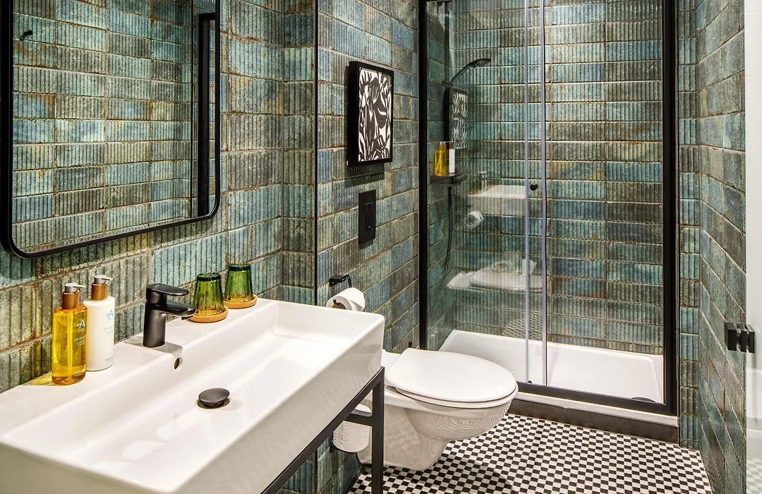Ibis Styles Edinburgh St Andrew Square-1