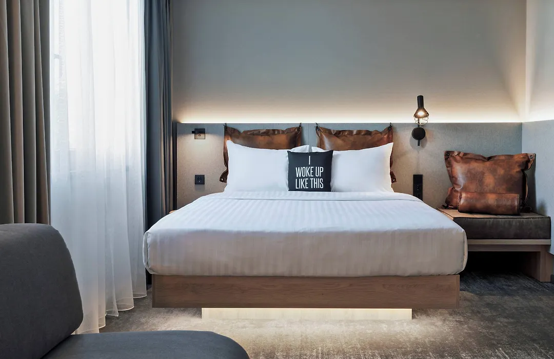 Moxy Hamburg City-1