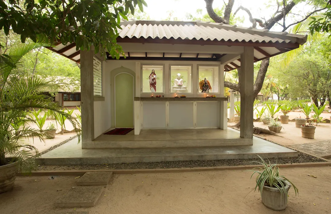 Nilaveli Beach Hotel-1