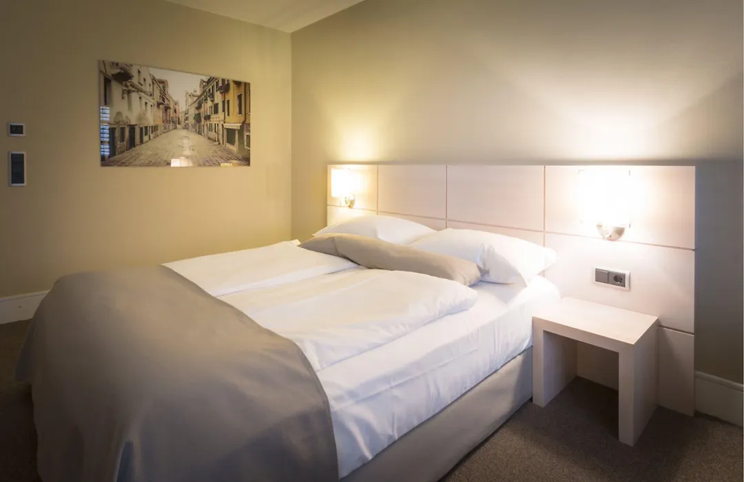 Altera Hotel-1