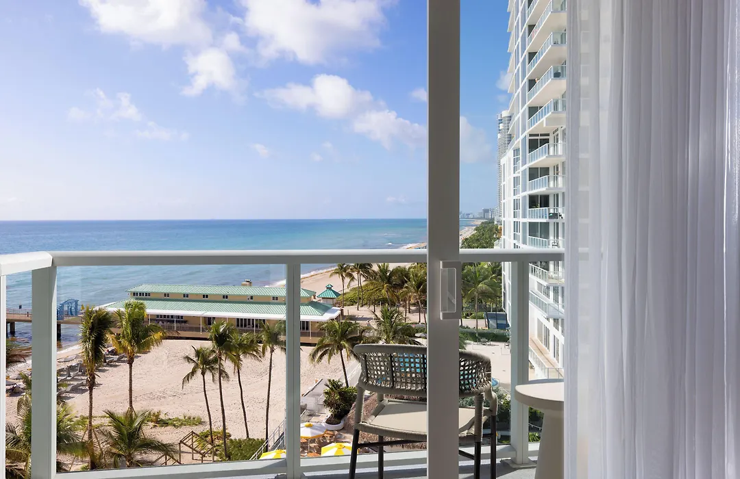 The Sunny Miami Sunny Isles Beach,Curio Collection By Hilton-1
