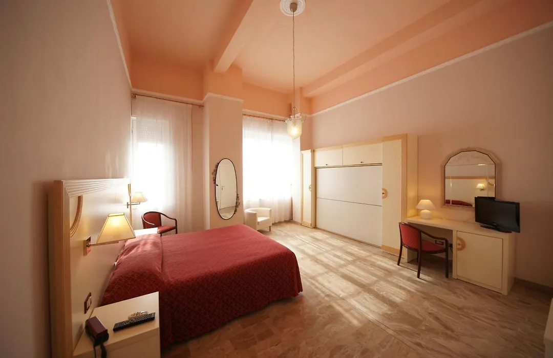 Hotel Liberty-1