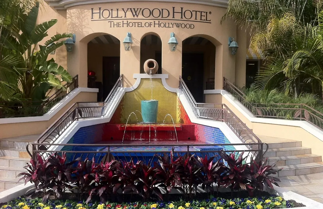 Hollywood Hotel-1