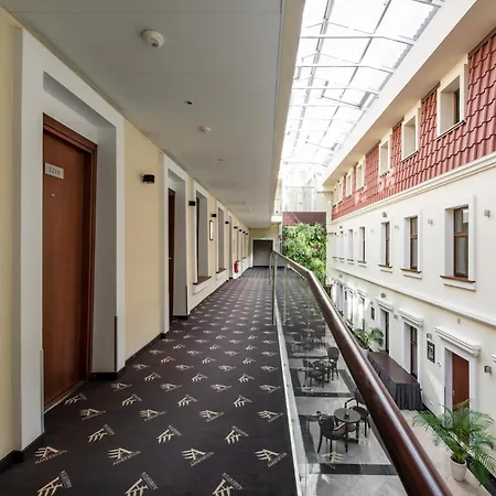 Amberton Cathedral Square Hotel Vilnius-3