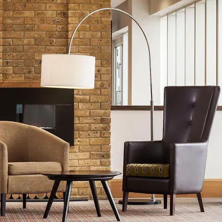 Hyatt House London Stratford - Aparthotel-3