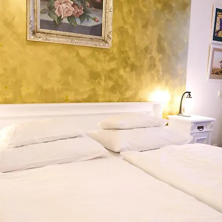 Hotel U Zlateho Jelena-2