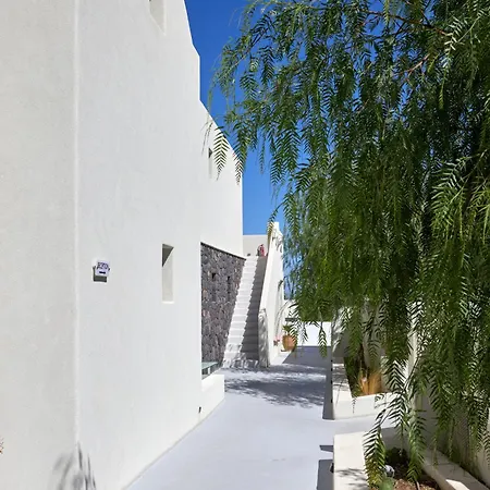 Adorno Oia-2